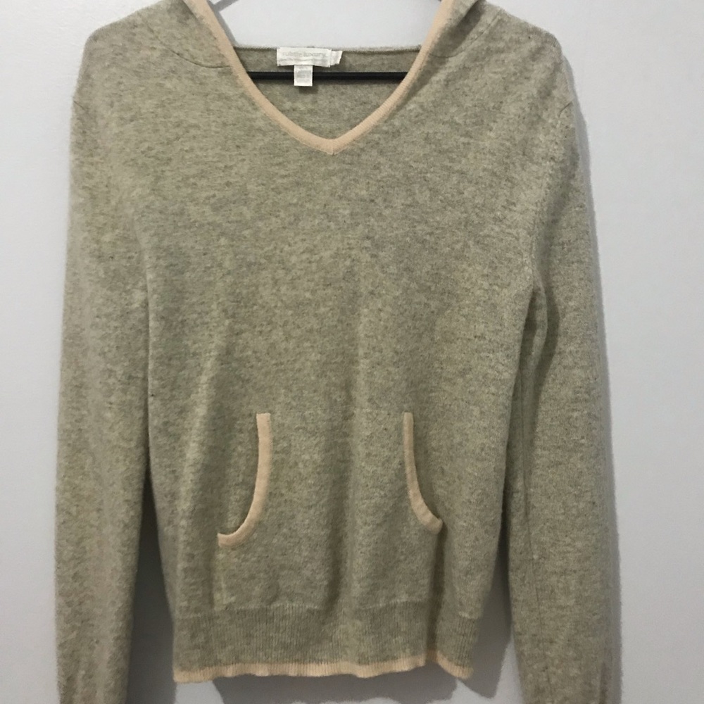 Cashmere sweater